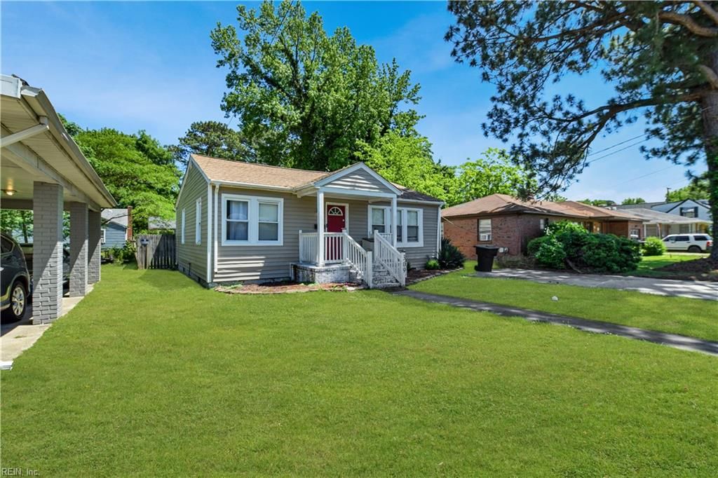 Photo of 309 Truxton Avenue, Portsmouth, VA 23701 (MLS # 10634082)