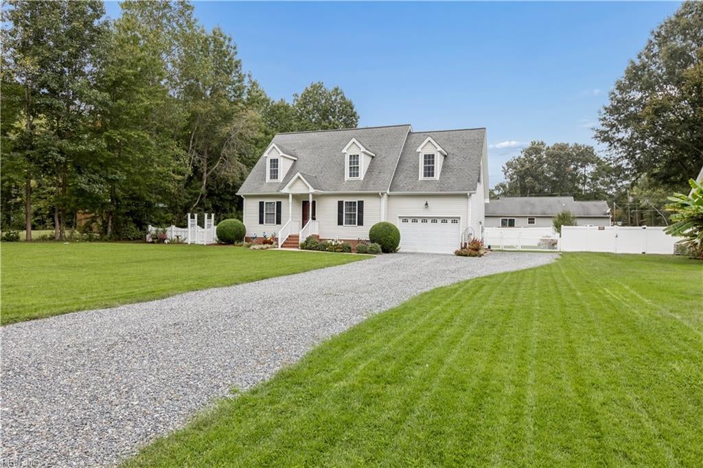 Photo of 12266 Poplar Trail, Gloucester, VA 23061 (MLS # 10655813)