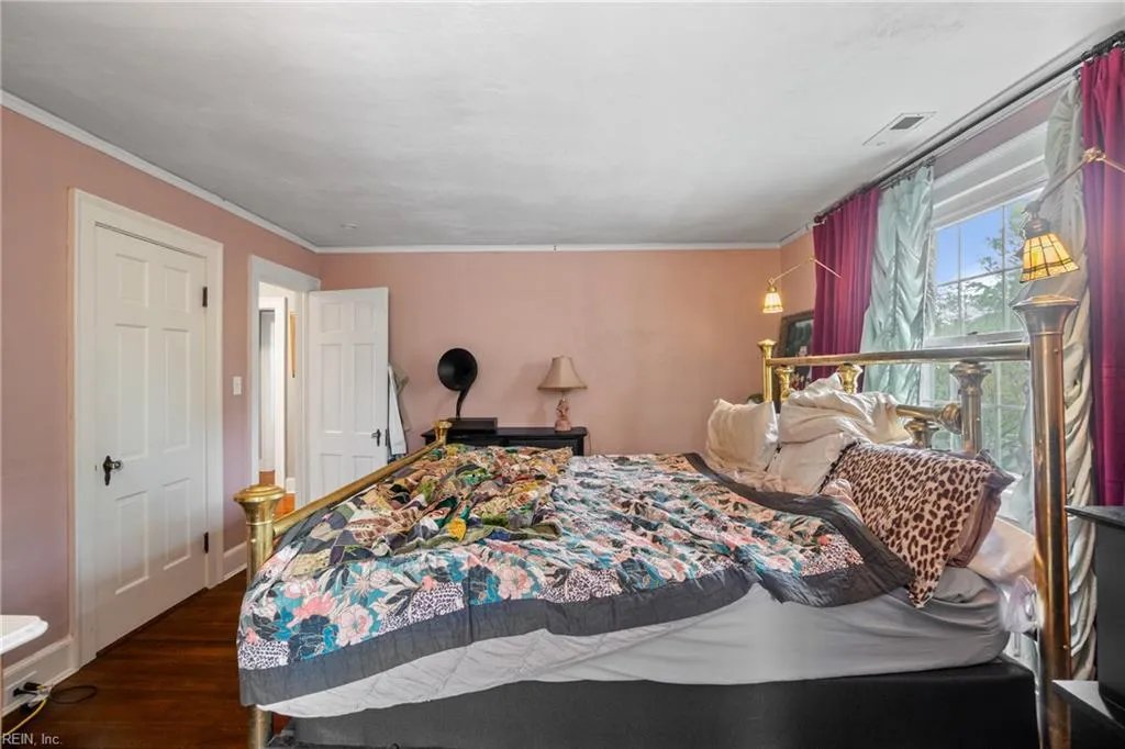 Norfolk, Virginia 23508, United States, 4 Bedrooms Bedrooms, ,2 BathroomsBathrooms,Residential,Active,109981