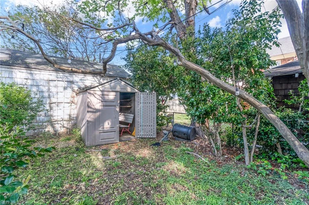 Norfolk, Virginia 23508, United States, 4 Bedrooms Bedrooms, ,2 BathroomsBathrooms,Residential,Active,109981