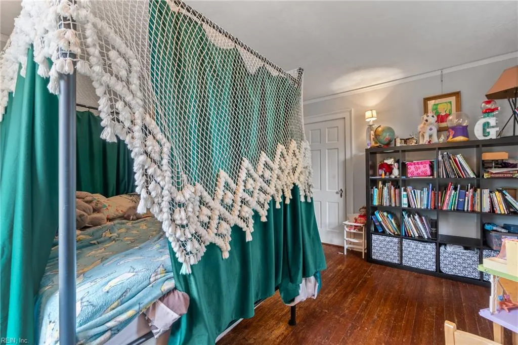 Norfolk, Virginia 23508, United States, 4 Bedrooms Bedrooms, ,2 BathroomsBathrooms,Residential,Active,109981