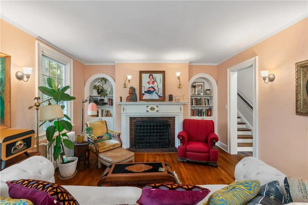 Norfolk, Virginia 23508, United States, 4 Bedrooms Bedrooms, ,2 BathroomsBathrooms,Residential,Active,109981