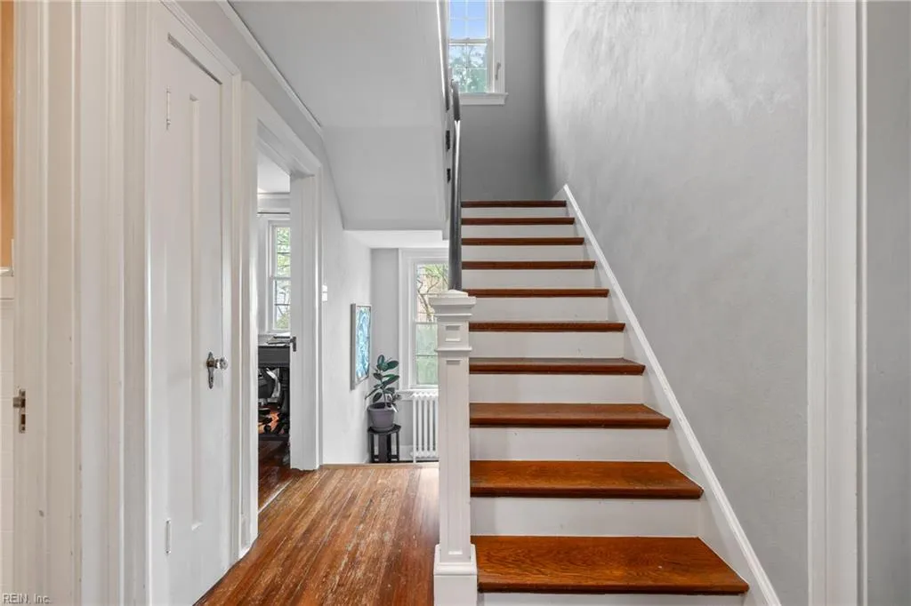 Norfolk, Virginia 23508, United States, 4 Bedrooms Bedrooms, ,2 BathroomsBathrooms,Residential,Active,109981