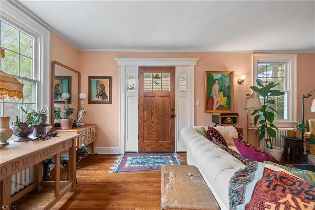 Norfolk, Virginia 23508, United States, 4 Bedrooms Bedrooms, ,2 BathroomsBathrooms,Residential,Active,109981