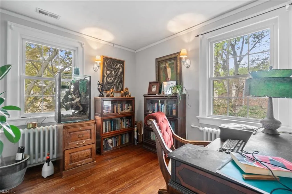 Norfolk, Virginia 23508, United States, 4 Bedrooms Bedrooms, ,2 BathroomsBathrooms,Residential,Active,109981