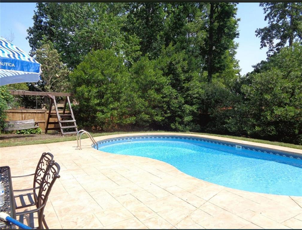 Photo of 305 Fairway Lane, Yorktown, VA 23693 (MLS # 10642725)