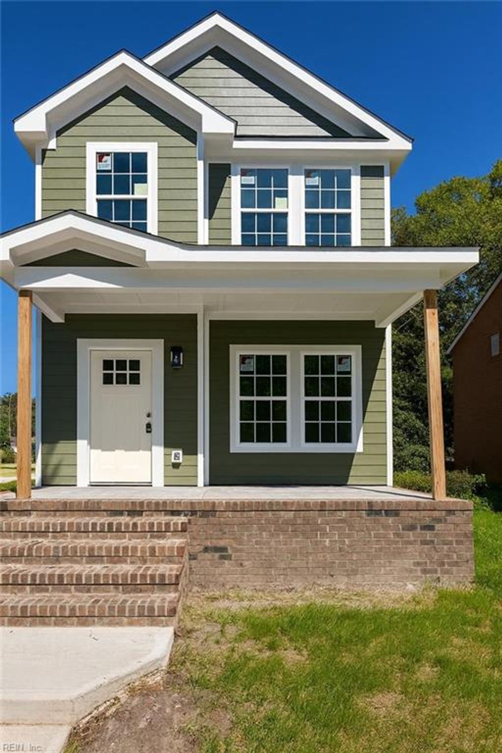 Photo of 322 W 29 Street, Norfolk, VA 23508 (MLS # 10606760)