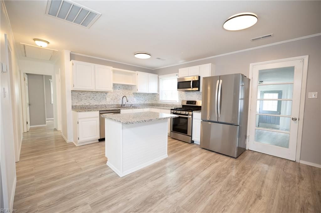 Photo of 1003 Grimes Road, Hampton, VA 23663 (MLS # 10630419)