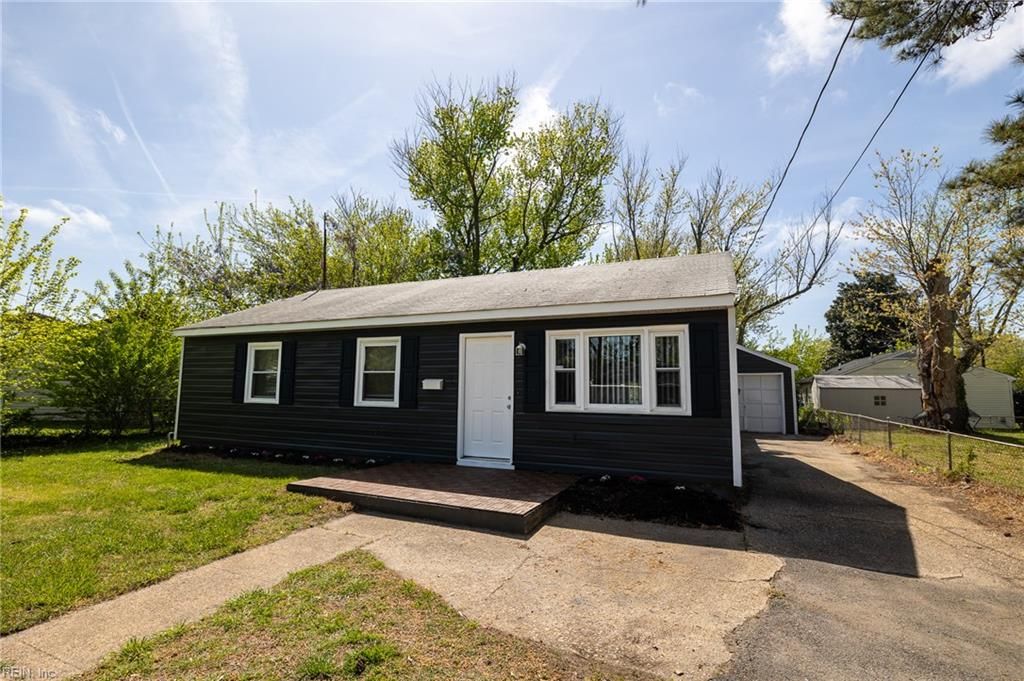 Photo of 1003 Grimes Road, Hampton, VA 23663 (MLS # 10630419)