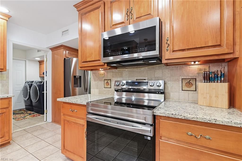 Photo of 3208 Blue Ridge Court, Virginia Beach, VA 23452 (MLS # 10634272)