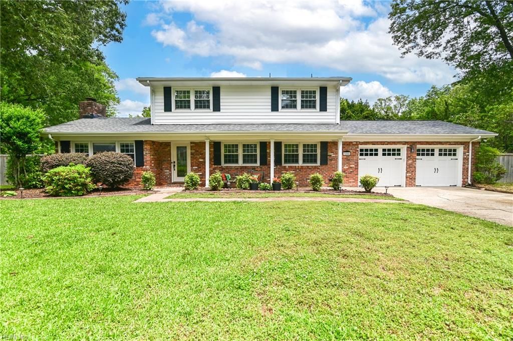 Photo of 3208 Blue Ridge Court, Virginia Beach, VA 23452 (MLS # 10634272)