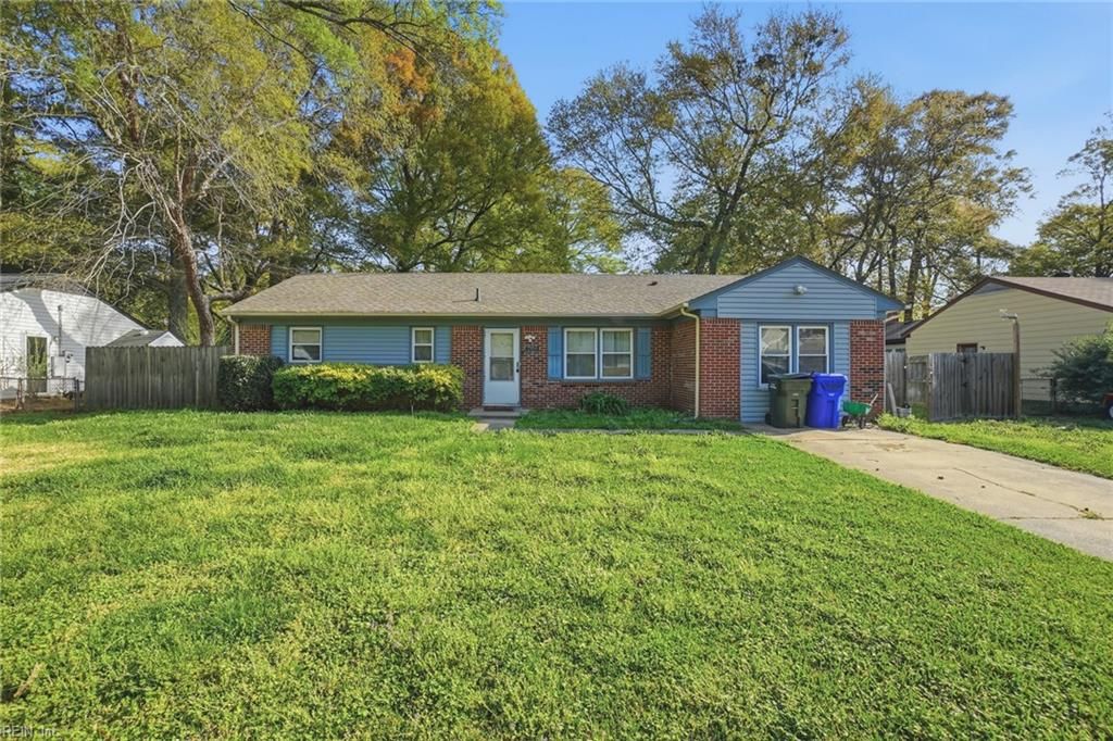 Photo of 4628 Camellia Drive, Suffolk, VA 23435 (MLS # 10627878)