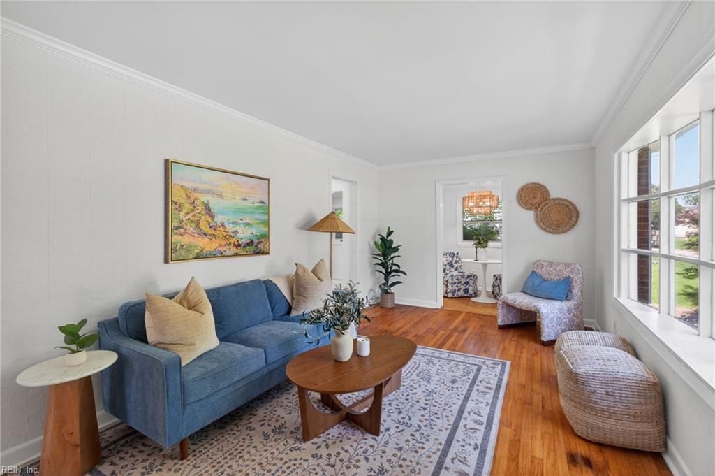 Photo of 404 Eisenhower Circle, Portsmouth, VA 23701 (MLS # 10637212)