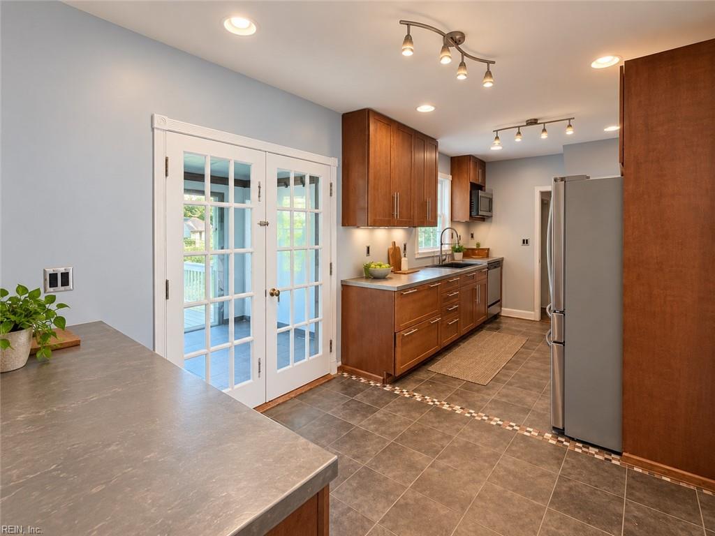 Photo of 410 Burleigh Avenue, Norfolk, VA 23505 (MLS # 10654392)
