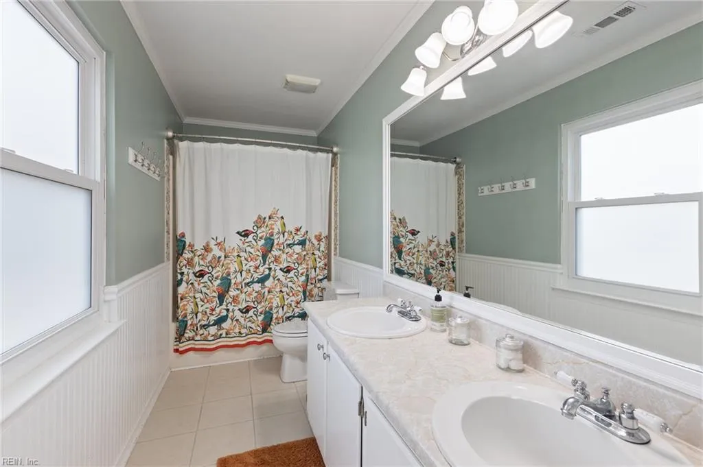 Virginia Beach, Virginia 23454, United States, 3 Bedrooms Bedrooms, ,3 BathroomsBathrooms,Residential,Active,139689