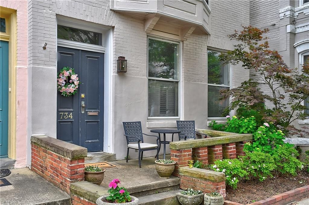 Photo of 734 Yarmouth Street, Norfolk, VA 23510 (MLS # 10634311)
