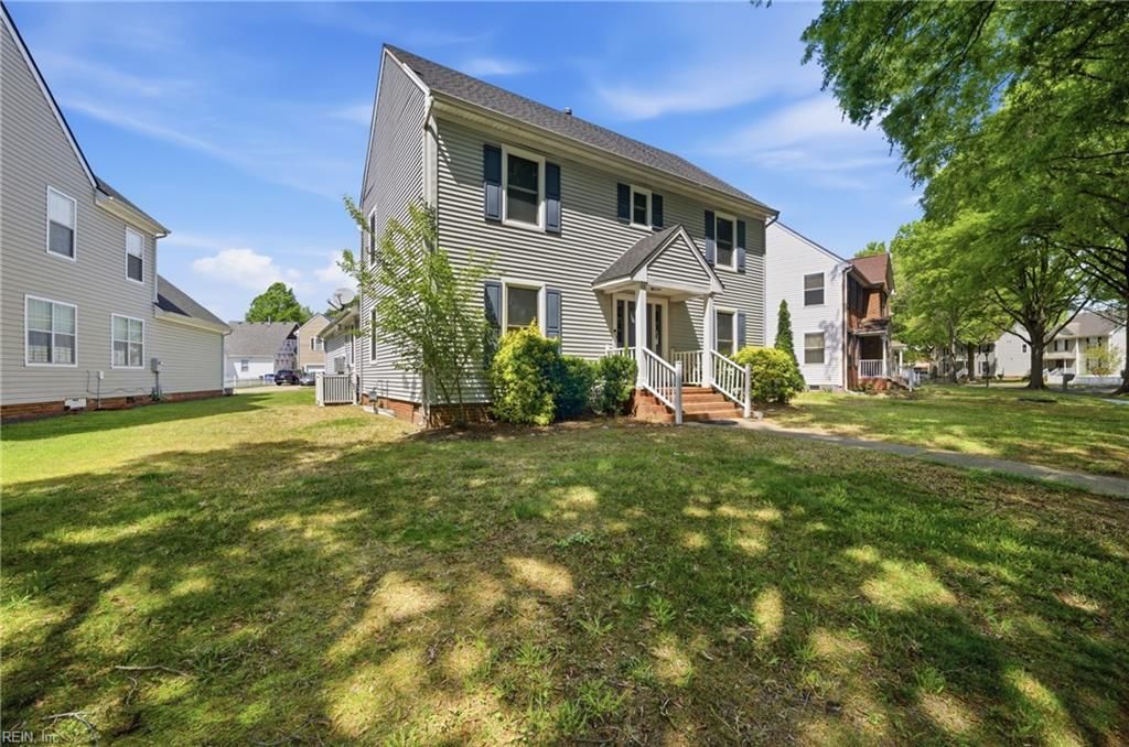 Photo of 2930 Gate House Road, Norfolk, VA 23504 (MLS # 10629749)