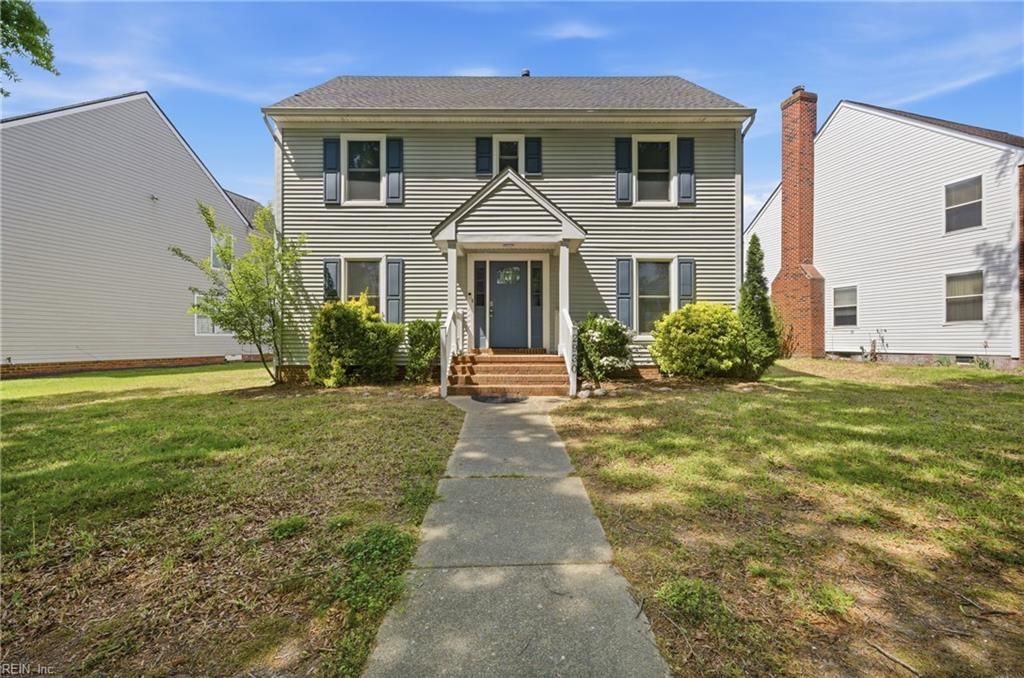 Photo of 2930 Gate House Road, Norfolk, VA 23504 (MLS # 10629749)