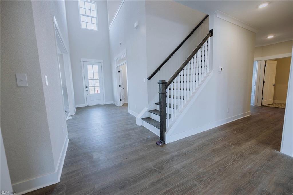 2852 Weston LOOP