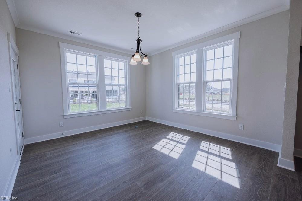 2852 Weston LOOP