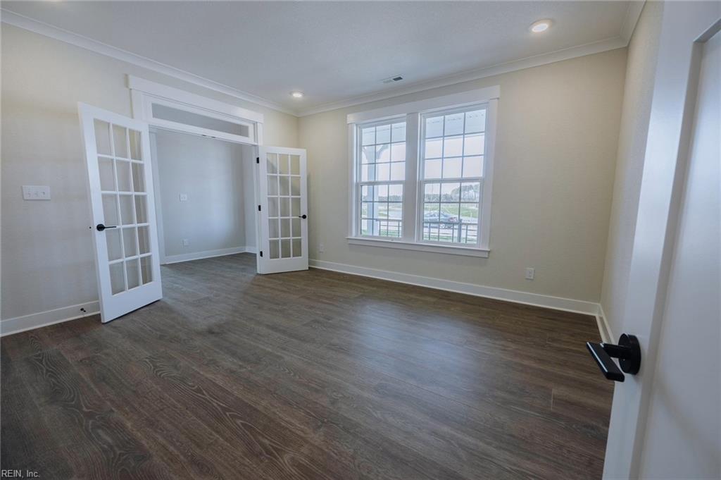 2852 Weston LOOP