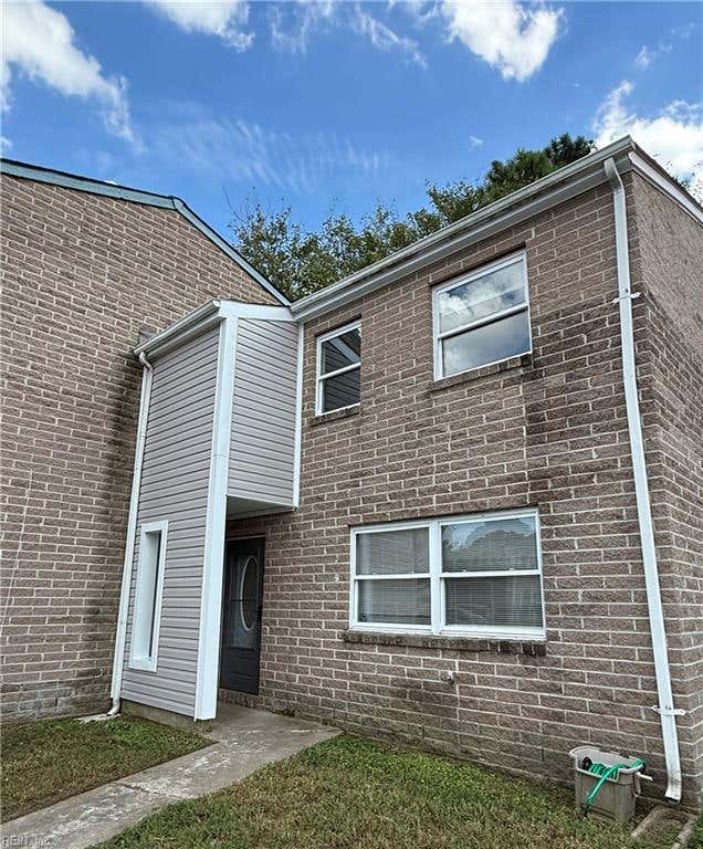 Photo of 5305 Leicester Court, Virginia Beach, VA 23462 (MLS # 10648881)