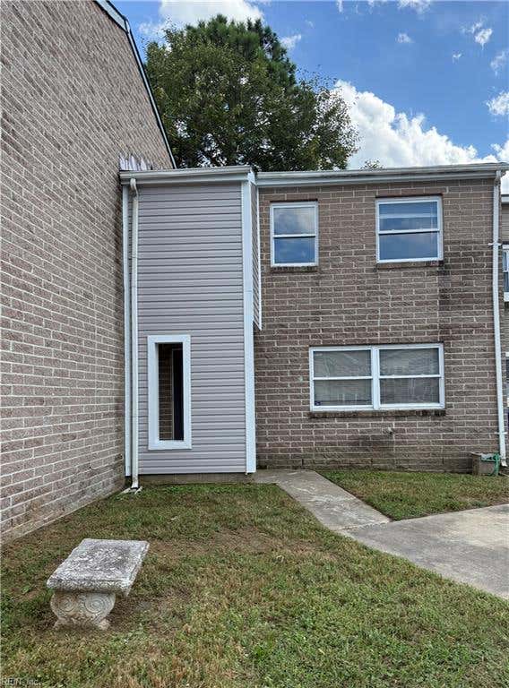 Photo of 5305 Leicester Court, Virginia Beach, VA 23462 (MLS # 10648881)