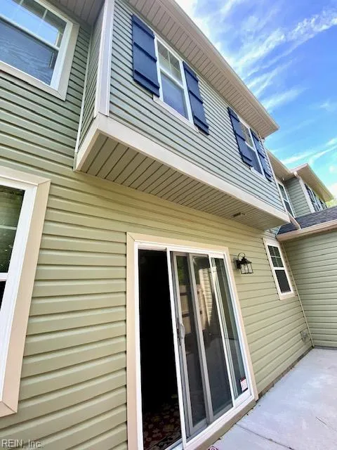 Virginia Beach, Virginia 23456, United States, 2 Bedrooms Bedrooms, ,3 BathroomsBathrooms,Residential,Active,160180