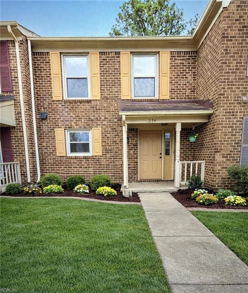 Photo of 234 Loch Circle, Hampton, VA 23669 (MLS # 10624999)