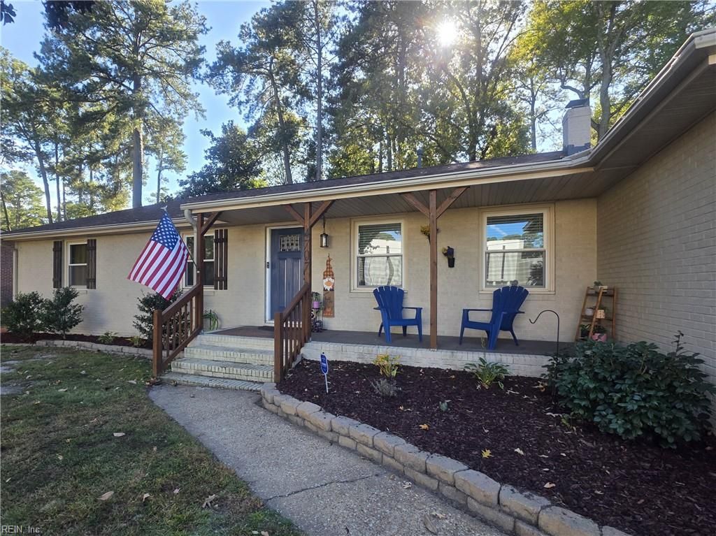 Photo of 4707 W High Street, Portsmouth, VA 23703 (MLS # 10614667)