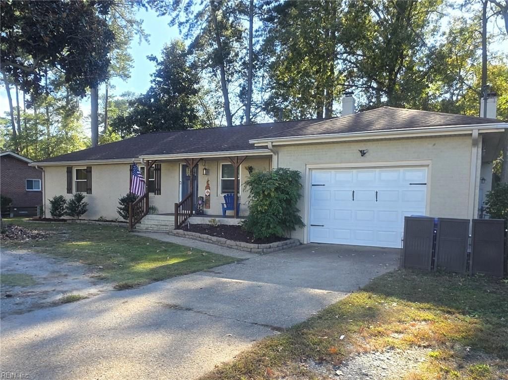Photo of 4707 W High Street, Portsmouth, VA 23703 (MLS # 10614667)