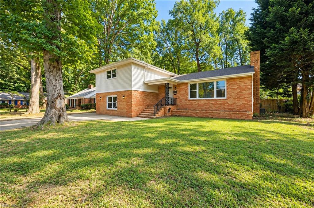 Photo of 537 Hallmark Drive, Newport News, VA 23606 (MLS # 10658607)