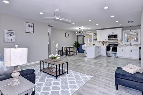 MLS: 10568593