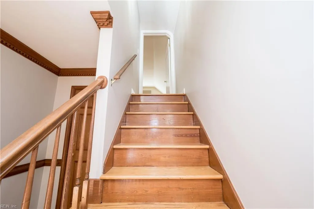 Chesapeake, Virginia 23321, United States, 5 Bedrooms Bedrooms, ,3 BathroomsBathrooms,Residential,Pending,18394