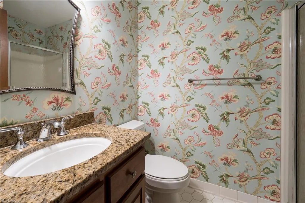 Chesapeake, Virginia 23321, United States, 5 Bedrooms Bedrooms, ,3 BathroomsBathrooms,Residential,Pending,18394