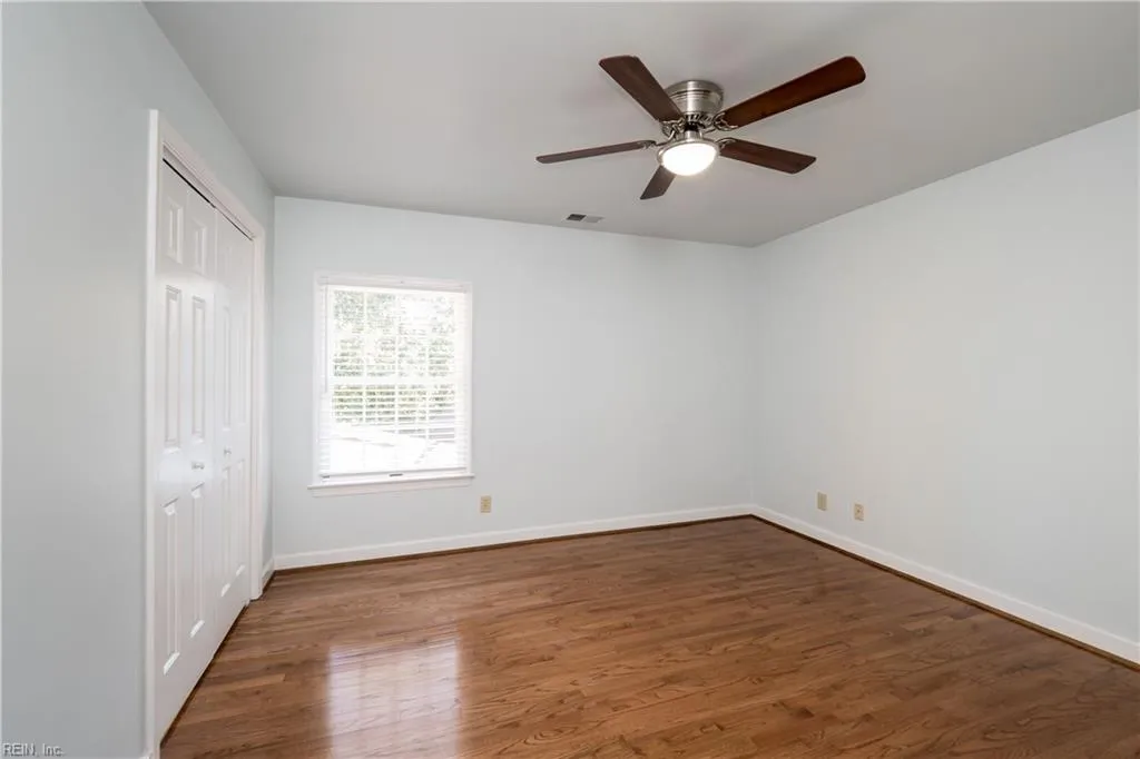 Chesapeake, Virginia 23321, United States, 5 Bedrooms Bedrooms, ,3 BathroomsBathrooms,Residential,Pending,18394