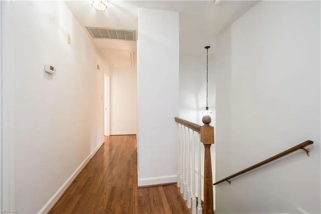 Chesapeake, Virginia 23321, United States, 5 Bedrooms Bedrooms, ,3 BathroomsBathrooms,Residential,Pending,18394