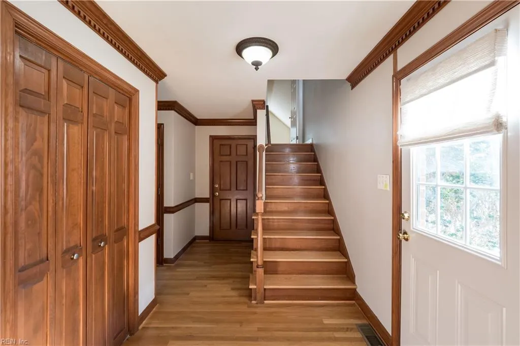 Chesapeake, Virginia 23321, United States, 5 Bedrooms Bedrooms, ,3 BathroomsBathrooms,Residential,Pending,18394