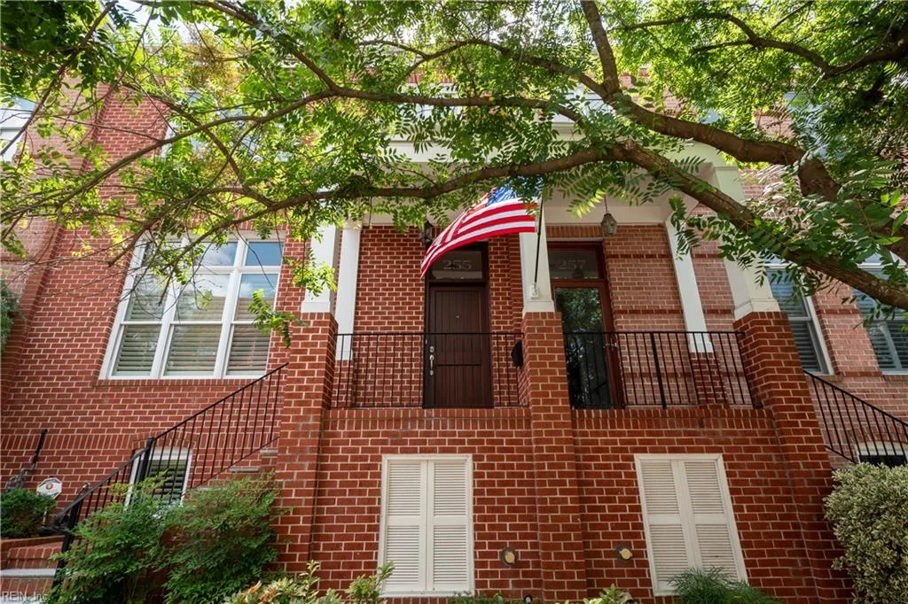 255 W Freemason Street, Norfolk, VA, 23510