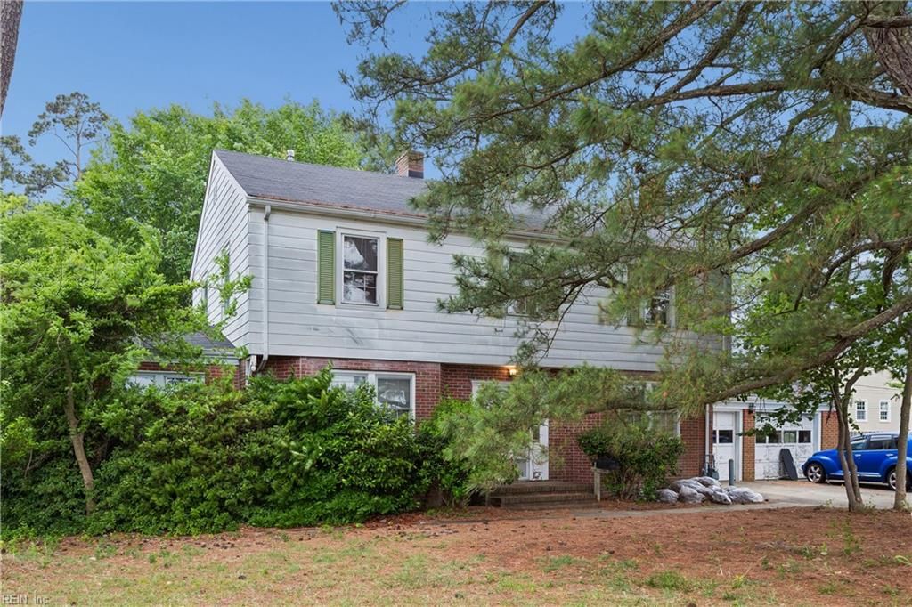 Photo of 1186 Poquoson Avenue, Poquoson, VA 23662 (MLS # 10636177)