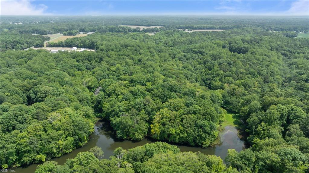 19 AC Hilltop LN