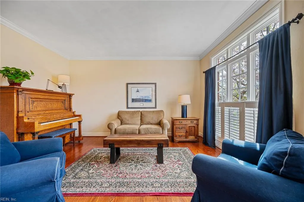 Virginia Beach, Virginia 23456, United States, 5 Bedrooms Bedrooms, ,4 BathroomsBathrooms,Residential,Active,106842