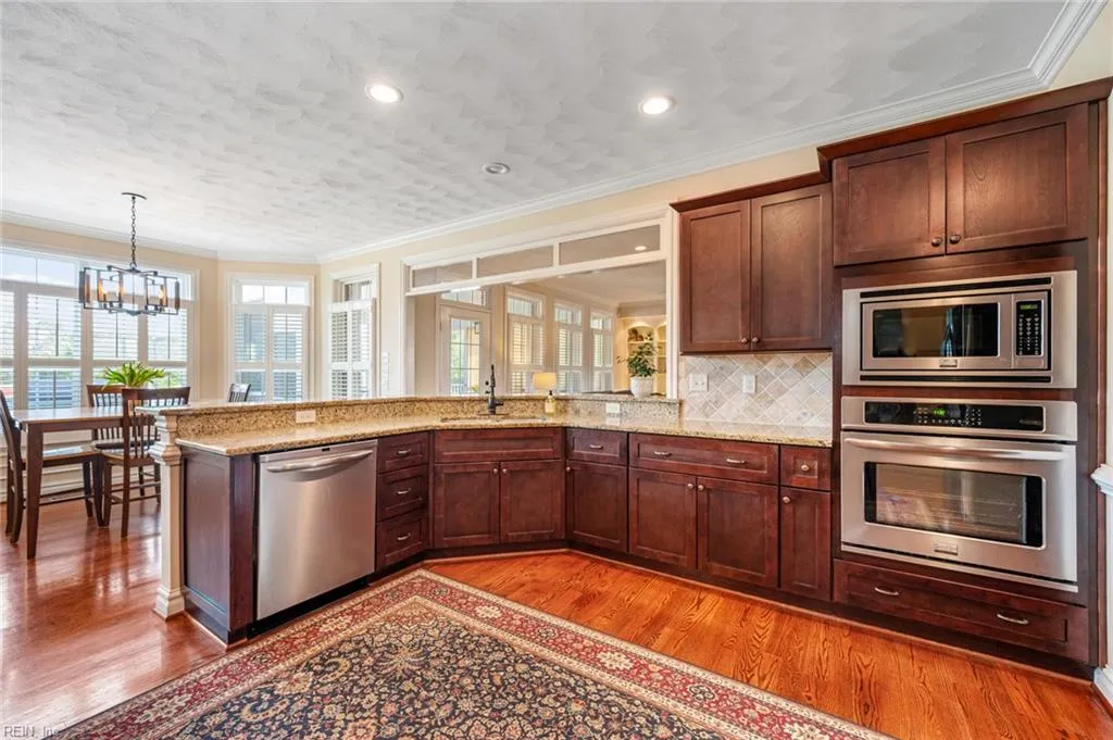 Virginia Beach, Virginia 23456, United States, 5 Bedrooms Bedrooms, ,4 BathroomsBathrooms,Residential,Active,106842