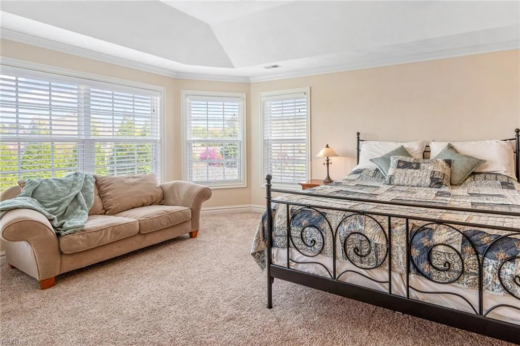 Virginia Beach, Virginia 23456, United States, 5 Bedrooms Bedrooms, ,4 BathroomsBathrooms,Residential,Active,106842