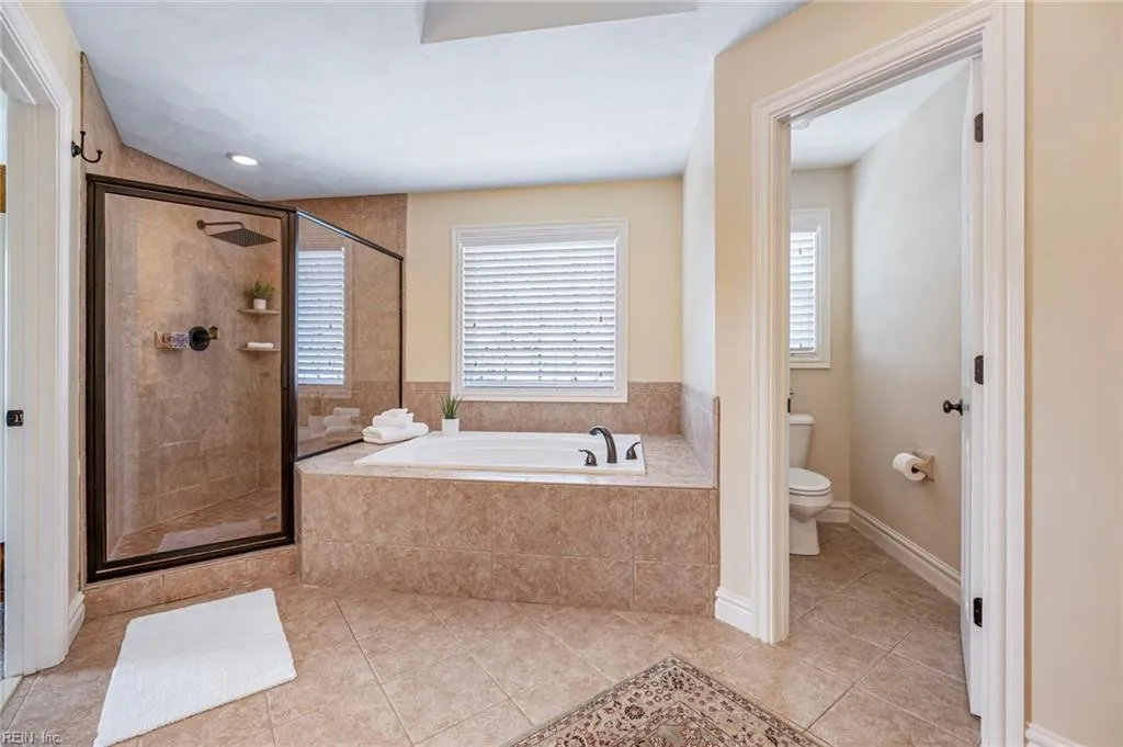 Virginia Beach, Virginia 23456, United States, 5 Bedrooms Bedrooms, ,4 BathroomsBathrooms,Residential,Active,106842