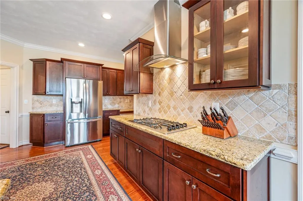 Virginia Beach, Virginia 23456, United States, 5 Bedrooms Bedrooms, ,4 BathroomsBathrooms,Residential,Active,106842