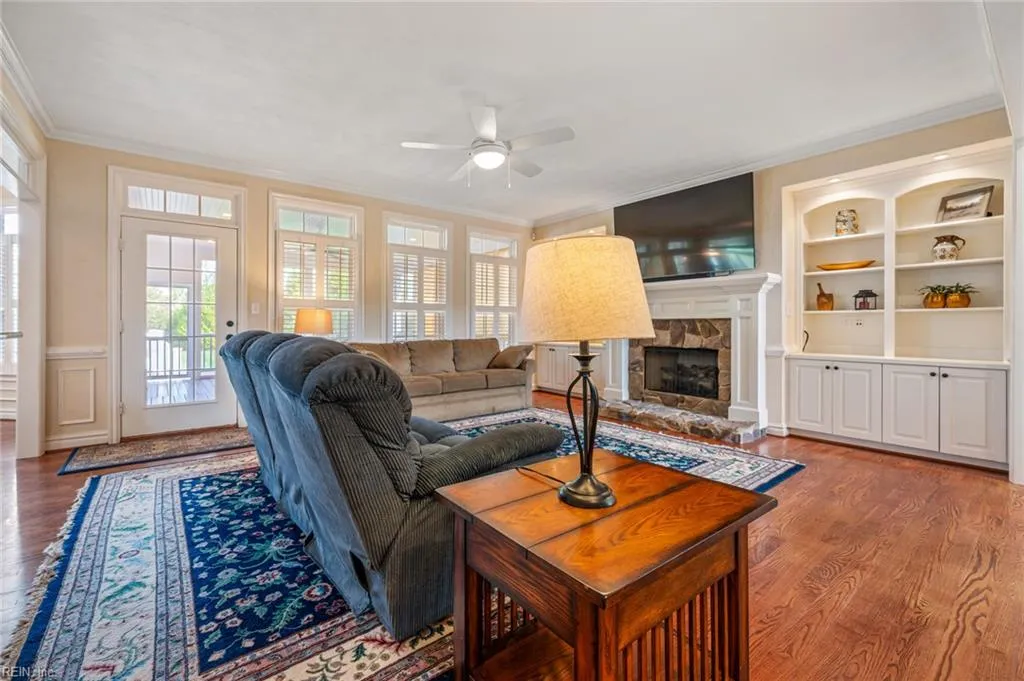 Virginia Beach, Virginia 23456, United States, 5 Bedrooms Bedrooms, ,4 BathroomsBathrooms,Residential,Active,106842