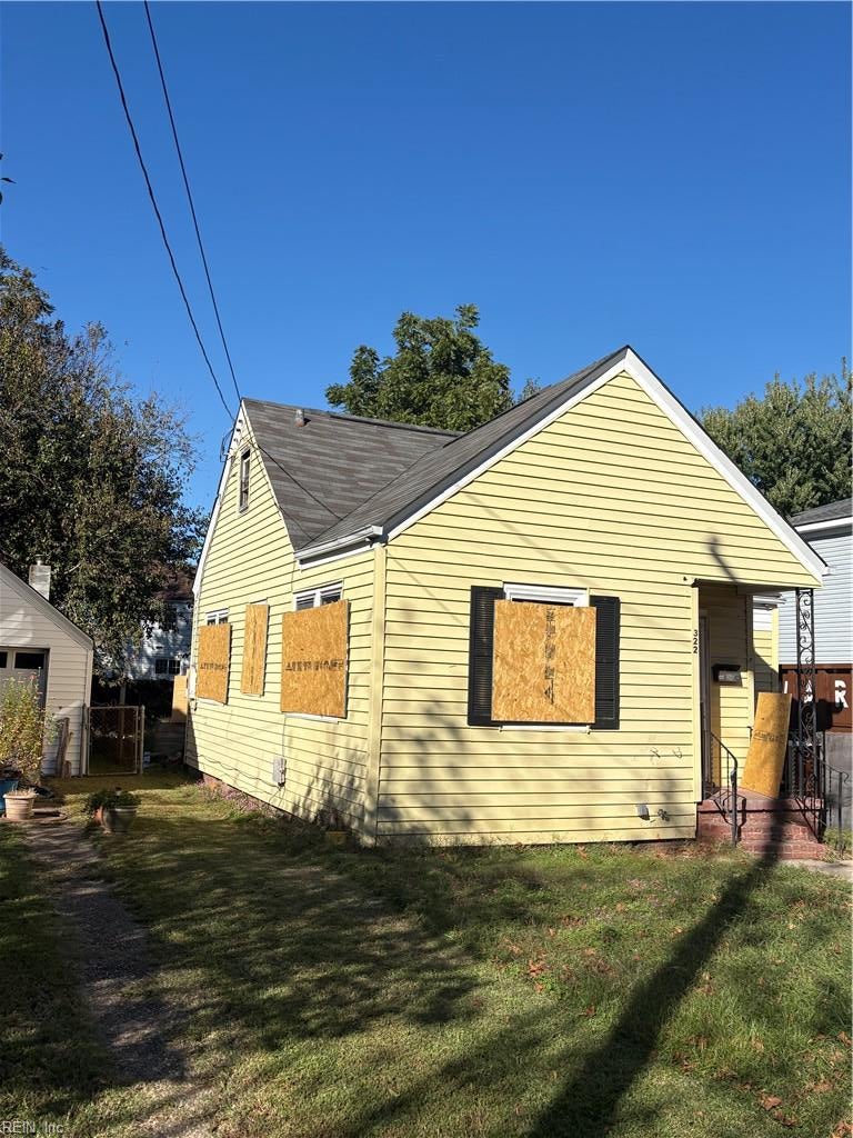 Photo of 322 Glendale Avenue, Norfolk, VA 23505 (MLS # 10659893)