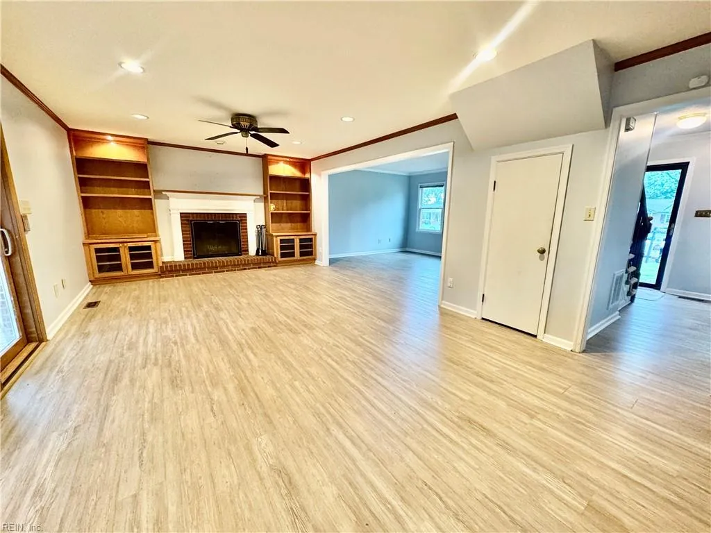 Poquoson, Virginia 23662, United States, 4 Bedrooms Bedrooms, ,3 BathroomsBathrooms,Residential,Active,96466