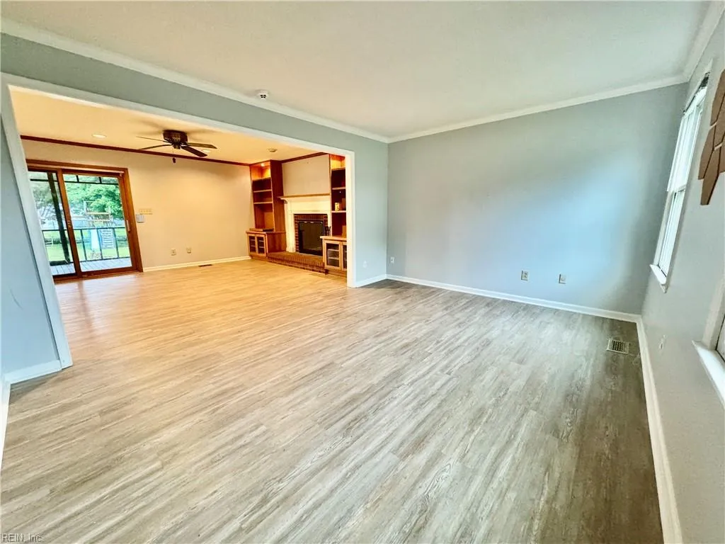 Poquoson, Virginia 23662, United States, 4 Bedrooms Bedrooms, ,3 BathroomsBathrooms,Residential,Active,96466